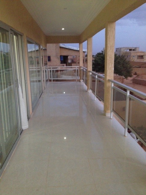 Villa moderne meublée + appartement indépendant – Koubia, Niamey