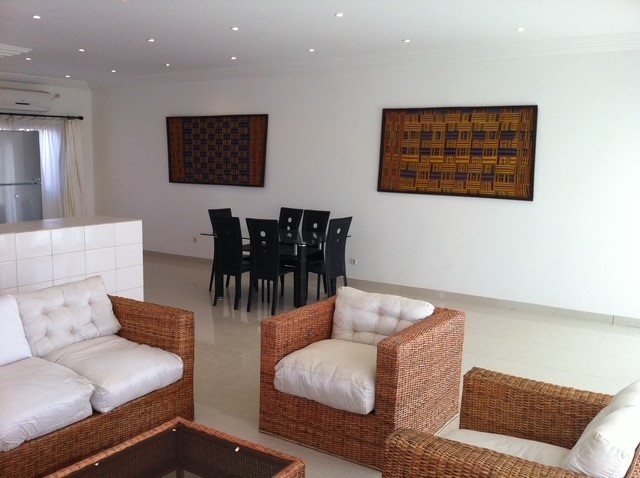 Villa moderne meublée + appartement indépendant – Koubia, Niamey