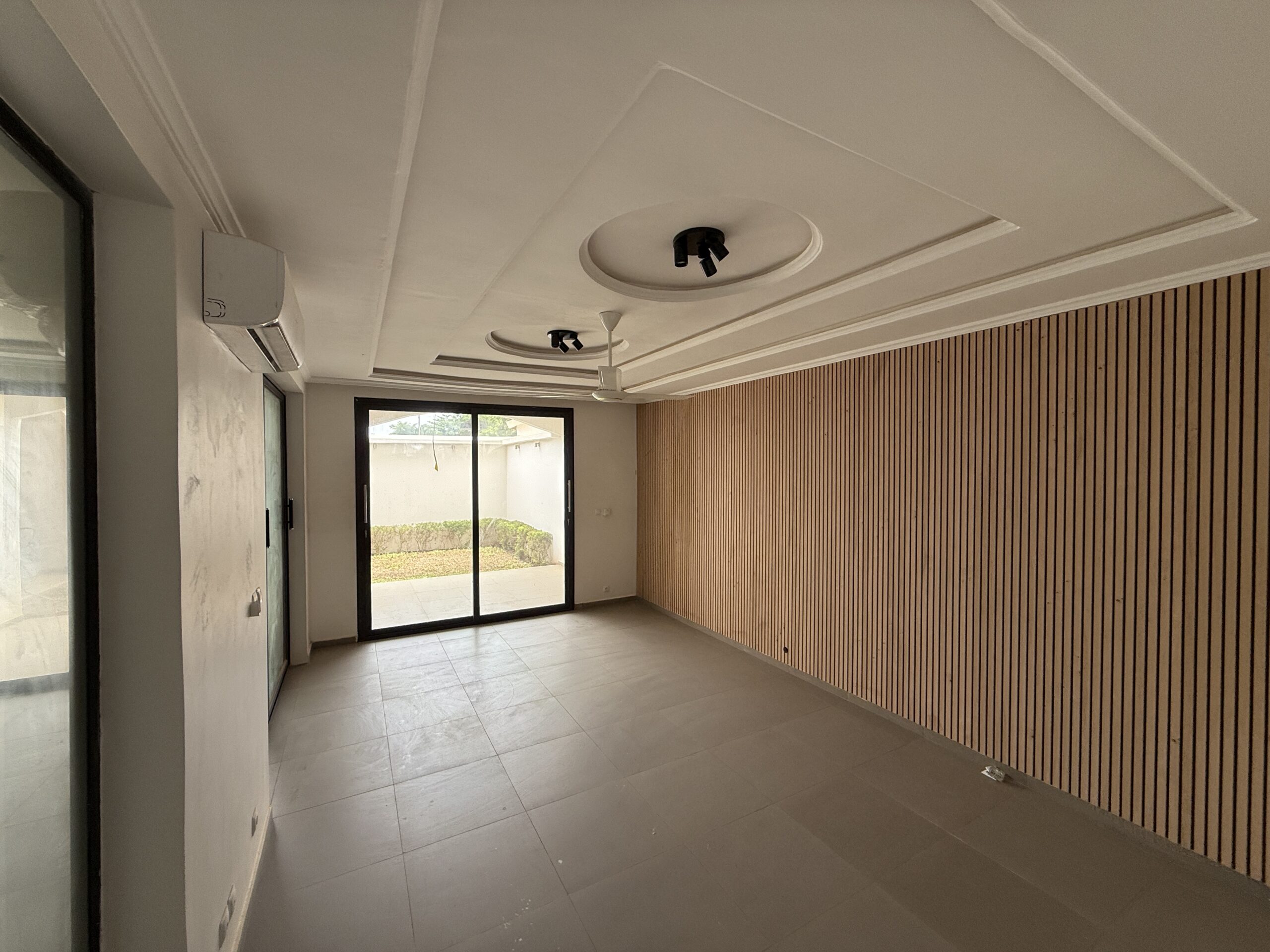 📢 À louer – Bureaux de standing à Niamey (320 m²)