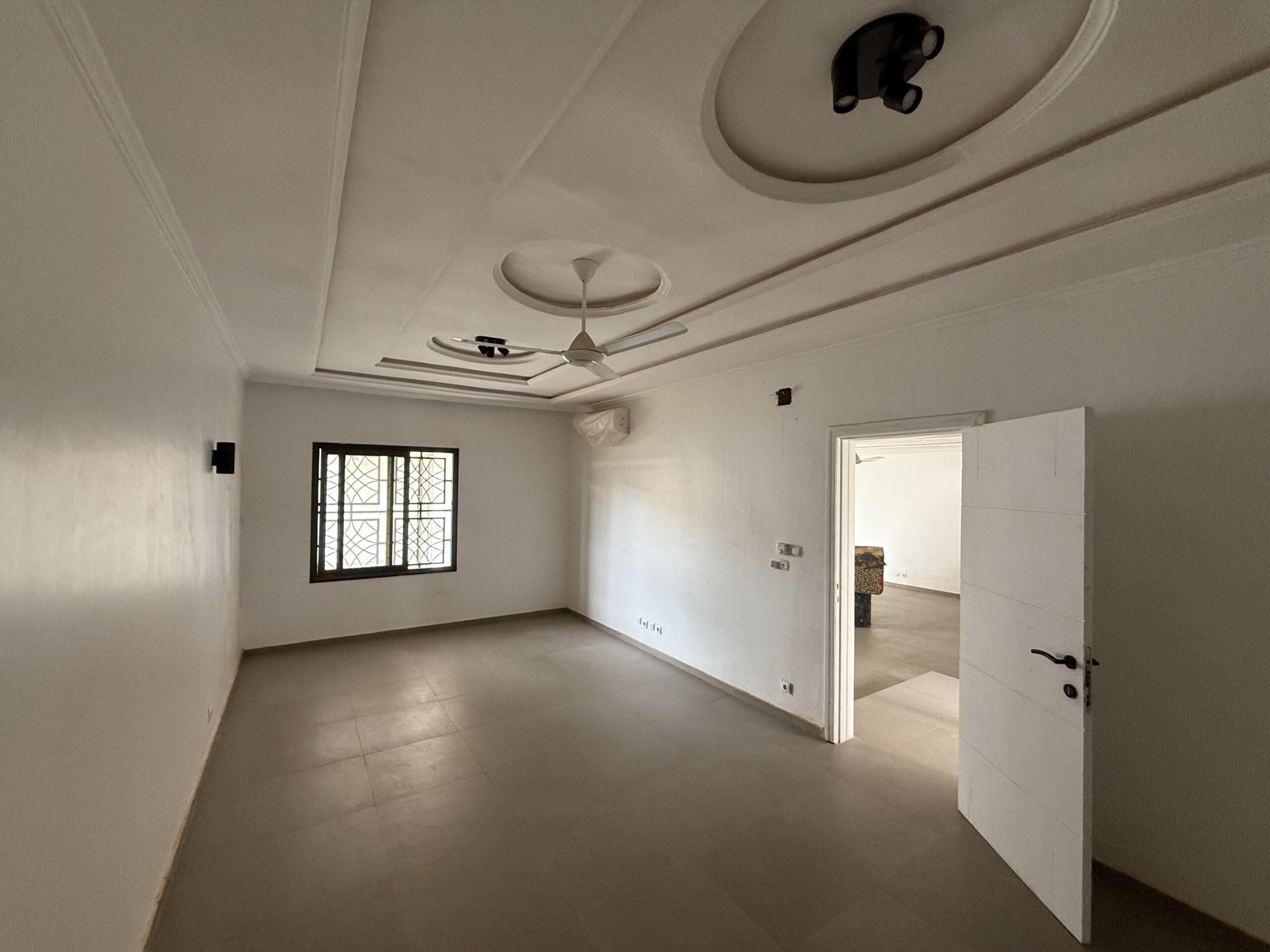 📢 À louer – Bureaux de standing à Niamey (320 m²)